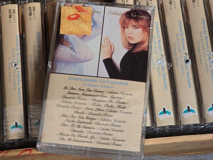 25x cassettebandjes Latin muziek in doos uit USA nieuw (2), Cd's en Dvd's, Cassettebandjes, Nieuw in verpakking, Voorbespeeld