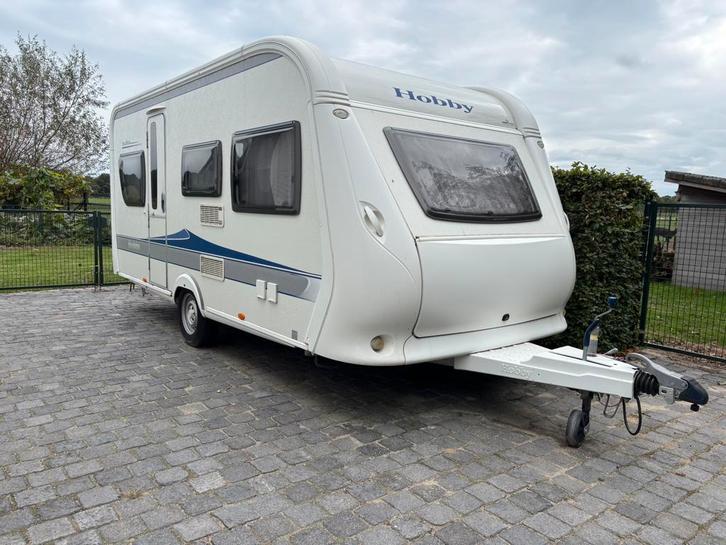 Hobby 455 UF excellent 2009, Caravans en Kamperen, Caravans, Particulier, tot en met 4, 1000 - 1250 kg, Rondzit, Hobby, Disselslot