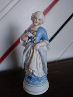 Antiek beeldje Dame met waaier, Ophalen