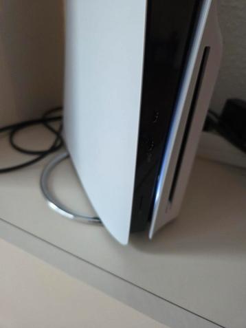 PS5 Slim 1TB + Game + Accessoires beschikbaar voor biedingen