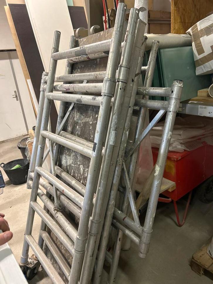 Rolsteiger te koop, Doe-het-zelf en Verbouw, Steigers, Gebruikt, Rolsteiger of Kamersteiger, 2 tot 5 meter, Ophalen