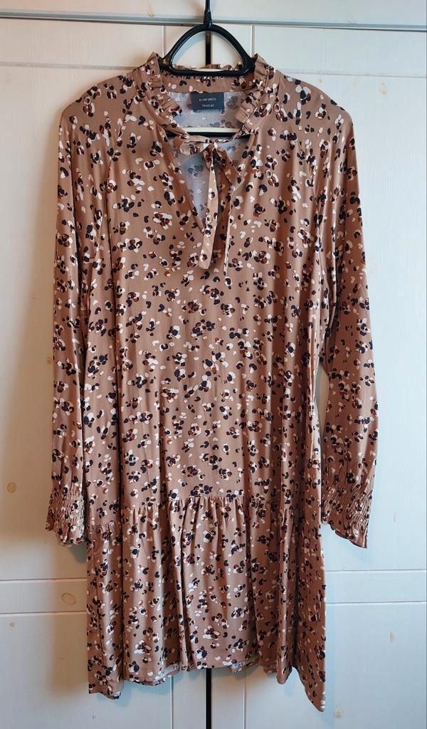 Yessica C&A jurk maat 42, Kleding | Dames, Jurken, Zo goed als nieuw, Maat 42/44 (L), Overige kleuren, Boven de knie, Ophalen of Verzenden