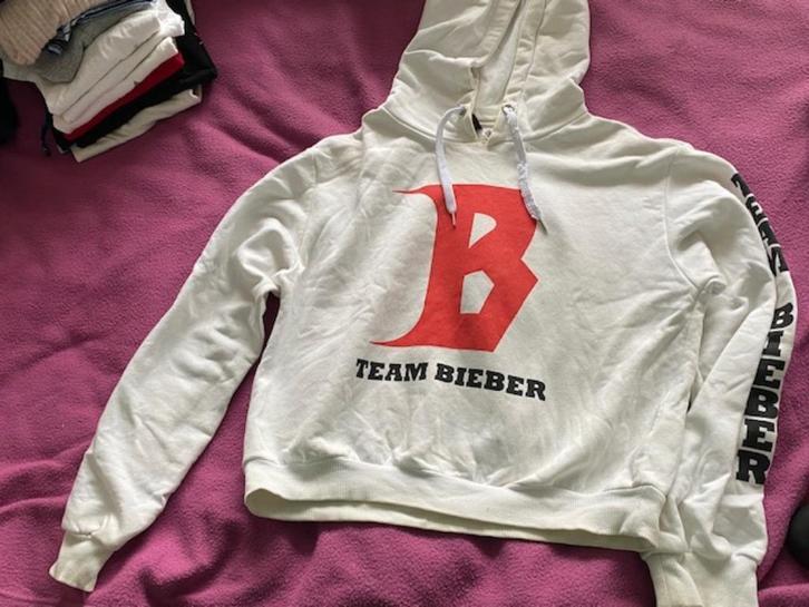 Justin Bieber hoody mt 36, Verzamelen, Muziek, Artiesten en Beroemdheden, Gebruikt, Kleding, Ophalen of Verzenden
