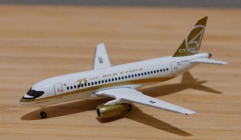 Herpa 529310 - Cener South Airlines - Sukhoi Superjet - 1:50, Verzamelen, Luchtvaart en Vliegtuigspotten, Nieuw, Schaalmodel, Ophalen of Verzenden