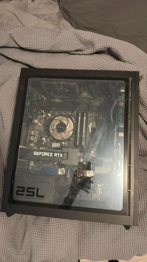 OMEN 25L Desktop GT12-0xxx kan weg met 1 of 2 beeldschermen, Spelcomputers en Games, Games | Pc, Zo goed als nieuw, 1 speler, Online