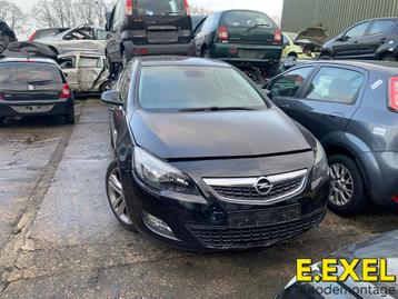 Onderdelen Opel Astra J 2009-2015 Zwart beschikbaar voor biedingen
