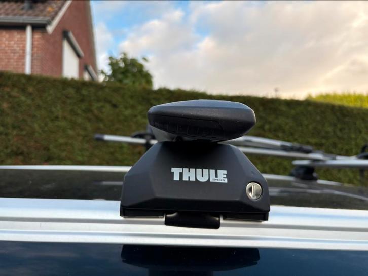 Thule WingBar Evo, met bevestiging voor Ford Galagy, Auto diversen, Dakdragers, Nieuw, Ophalen of Verzenden