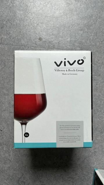 Rode wijnglazen, vivo, nieuw en ongebruikt  beschikbaar voor biedingen