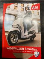 Theorieboek Bromfiets / Scooter - Wegwijzer, Ophalen, Zo goed als nieuw, Algemeen
