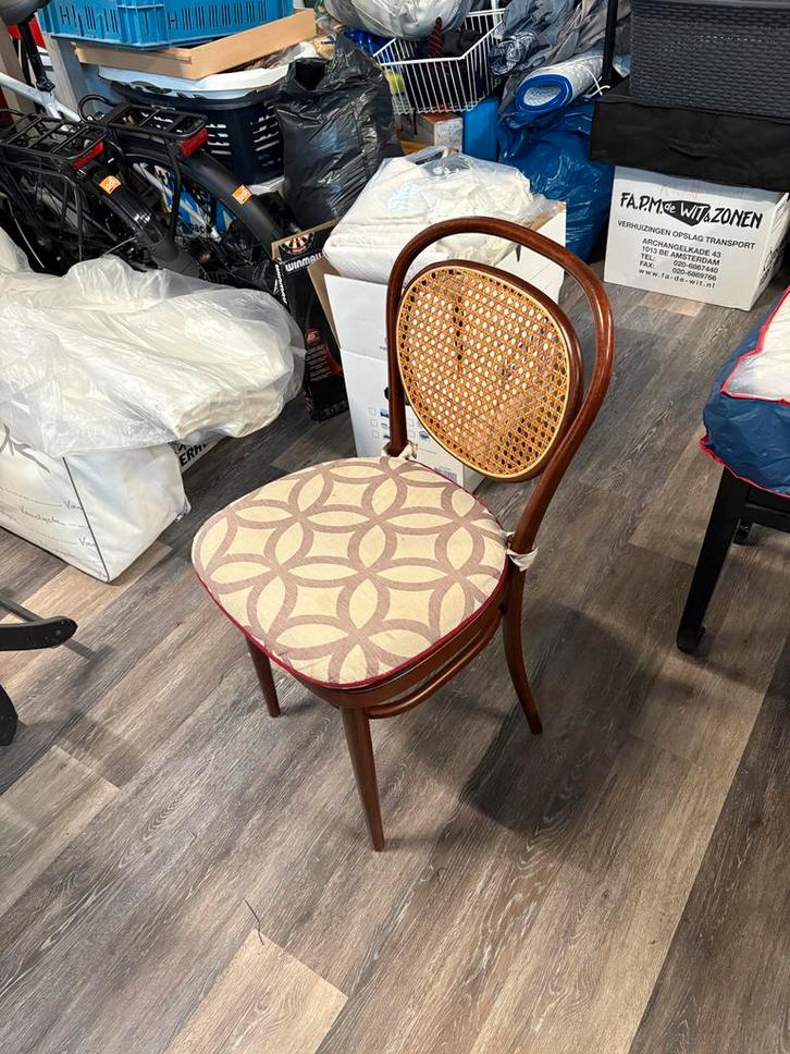 6x Thonet Stoelen - Klassiek Design, Antiek en Kunst, Antiek | Meubels | Stoelen en Banken, Ophalen