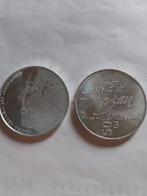 2 zilveren munten van € 50,00 wegens 50 jaar Bevrijding, Postzegels en Munten, Munten | Nederland, Zilver, Ophalen of Verzenden
