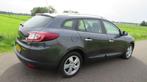 Renault Mégane Estate 15 Dci 90pk Dynamique navigatie Airco, Stationwagon, Zilver of Grijs, 1461 cc, Handgeschakeld