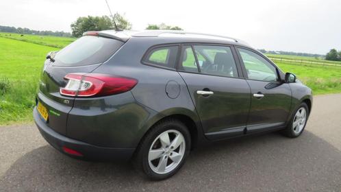 Renault Mégane Estate 15 Dci 90pk Dynamique navigatie Airco, Auto diversen, Schadeauto's, Handgeschakeld, Diesel, Stationwagon