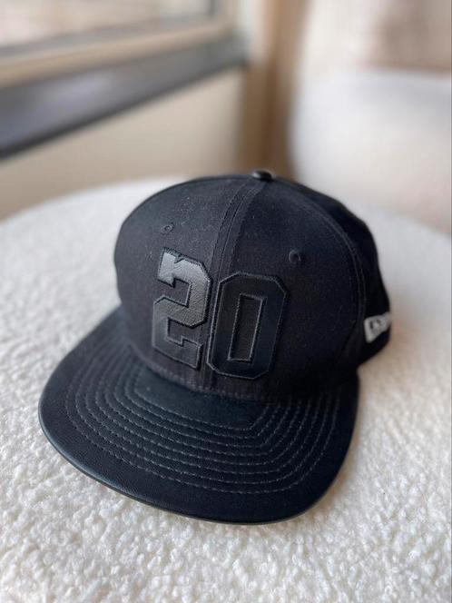 New Era zwarte pet, Kleding | Heren, Hoeden en Petten, Zo goed als nieuw, Pet, One size fits all, Ophalen of Verzenden
