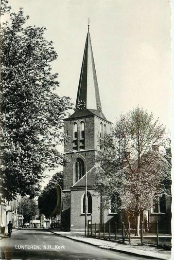 (387-090-007) Lunteren Kerk beschikbaar voor biedingen