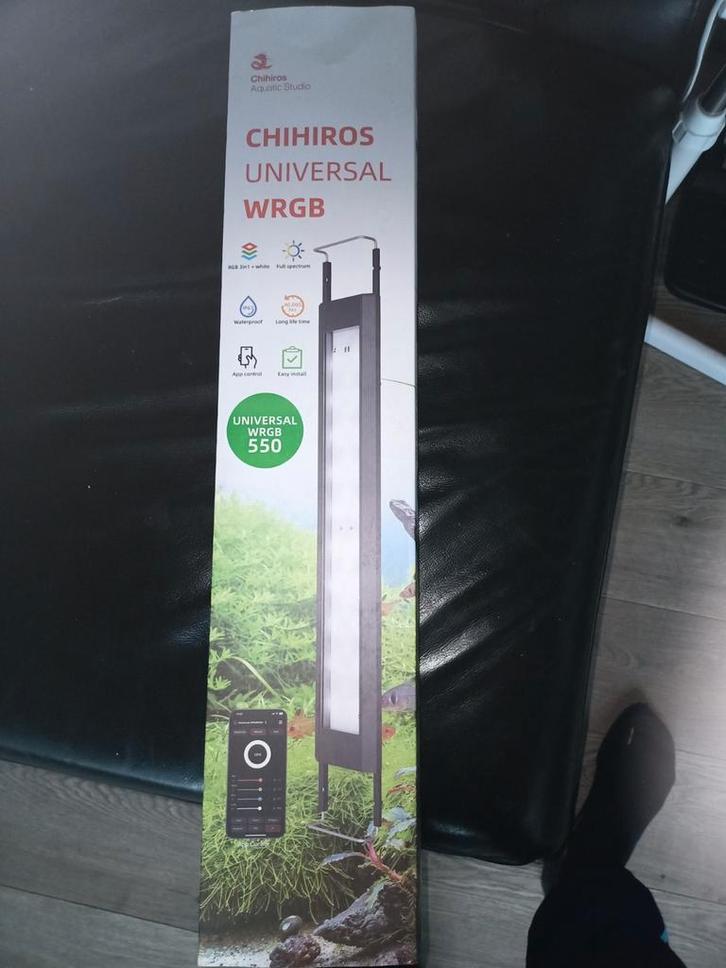 Chihiros universal wrgb 550, Dieren en Toebehoren, Vissen | Aquaria en Toebehoren, Zo goed als nieuw, Verlichting of Verwarming