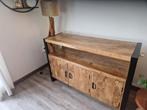 Houten mango dressoir 135x45x90, Huis en Inrichting, Kasten | Dressoirs, Ophalen of Verzenden, Zo goed als nieuw, 25 tot 50 cm