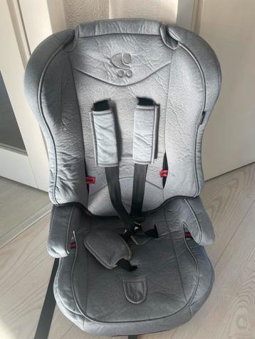 Maxi cosi axiss en autostoeltje vanaf 2 jaar beschikbaar voor biedingen