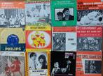 50 singles + 15 (meeste met fotohoes jaren 60, 70 en 80), Pop, Gebruikt, Ophalen of Verzenden, Single