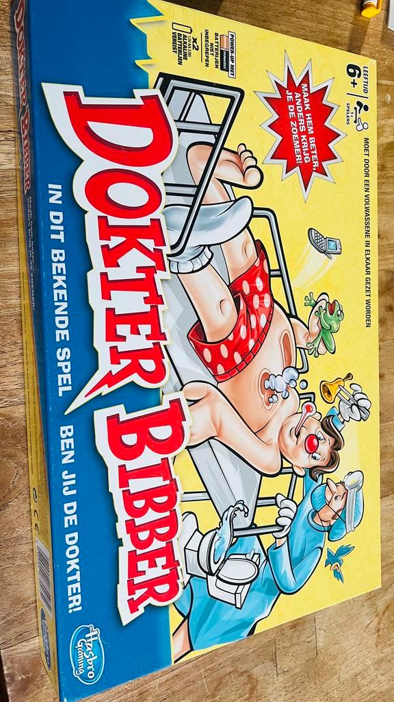 Dokter Bibber spel - Hasbro Gaming, Hobby en Vrije tijd, Gezelschapsspellen | Bordspellen, Nieuw, Een of twee spelers, Ophalen of Verzenden
