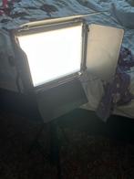 Video led lamp, Ophalen of Verzenden, Zo goed als nieuw, Lamp of Flitsset