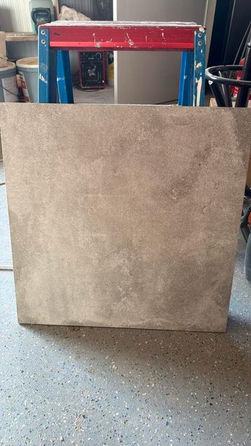 Zeer mooie tegels. beschikbaar voor biedingen