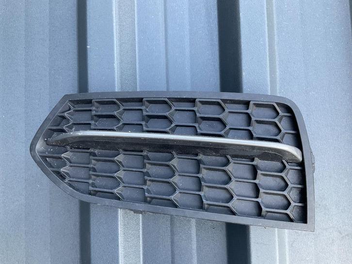 Bumper grill BMW 2 Serie F22 F23 51118055955 Mistlamp 20091, Auto diversen, Tuning en Styling, Ophalen of Verzenden