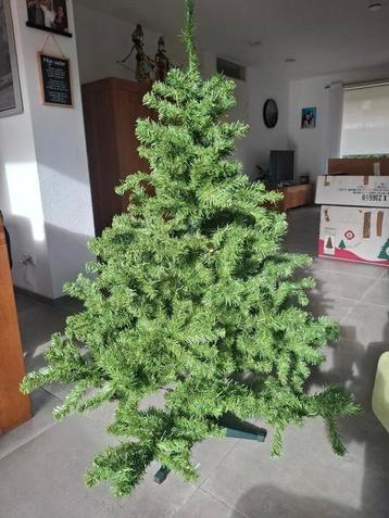 Prachtig mooie kunstkerstboom 1.5 m Mooie naalden Net echt ! beschikbaar voor biedingen