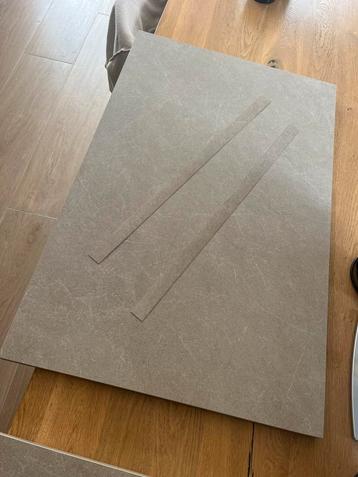 IKEA blad Ekbacken beschikbaar voor biedingen