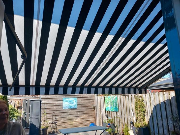 Elektrisch zonnescherm, zwart wit gestreept - 4x3 meter, Tuin en Terras, Zonneschermen, Ophalen