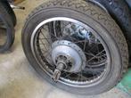 Suzuki GT 750 tweetakt achterwiel waterbuffel ??, Motoren, Verzenden, Gebruikt