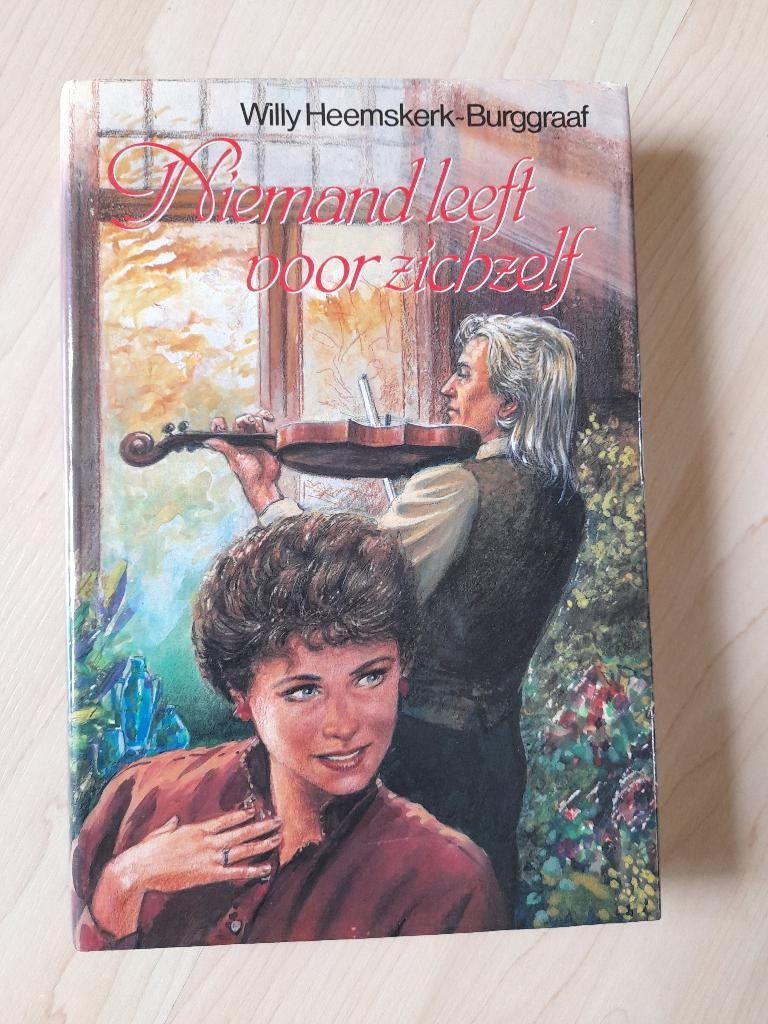 NIEMAND LEEFT VOOR ZICHZELF door Willy Heemskerk-Burggraaf, Boeken, Ophalen of Verzenden, Gelezen, Nederland