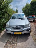 Mercedes-Benz M-Klasse 3.0 CDI Ml320 4MATIC AUT 2006 Grijs, Automaat, Parkeersensor, Beige, Leder en Stof