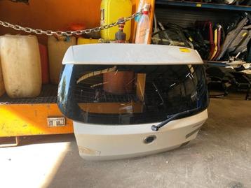 Achterklep van een BMW 1-Serie (300) beschikbaar voor biedingen