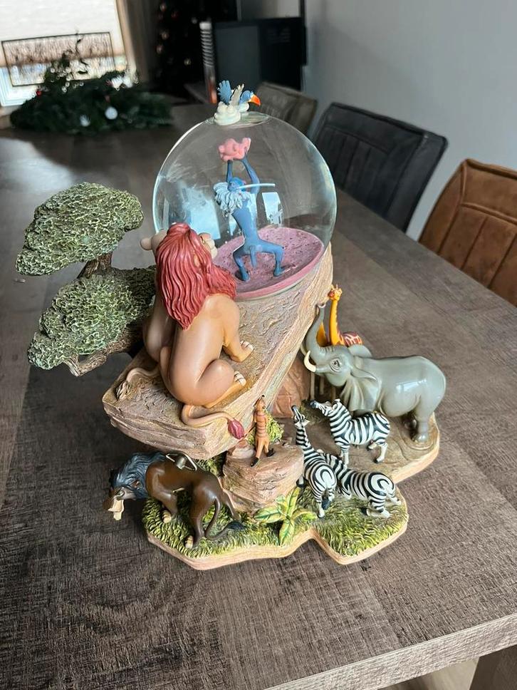The Lion King Snowglobe Priderock Prototype - enorm zeldzaam, Verzamelen, Disney, Zo goed als nieuw, Beeldje of Figuurtje, Leeuwenkoning of Jungle Boek
