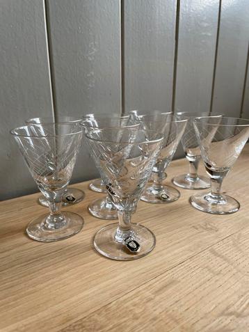 9 Vintage Verrerie Doyen glaasjes geëtst mid-century. beschikbaar voor biedingen