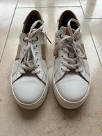 Te koop leren witte sneakers Fred de la Bretoniere maat 38., Ophalen of Verzenden, Zo goed als nieuw, Wit, Sneakers of Gympen