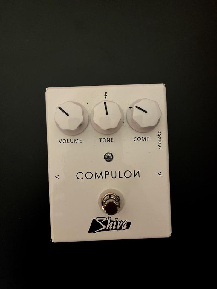 Shiva / RedSeven Compulon compressor DBX style, Muziek en Instrumenten, Effecten, Zo goed als nieuw, Compressor, Ophalen of Verzenden