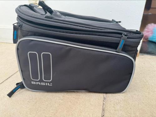 Basil sport design trunkbag, Motoren, Accessoires | Koffers en Tassen, Nieuw, Ophalen of Verzenden