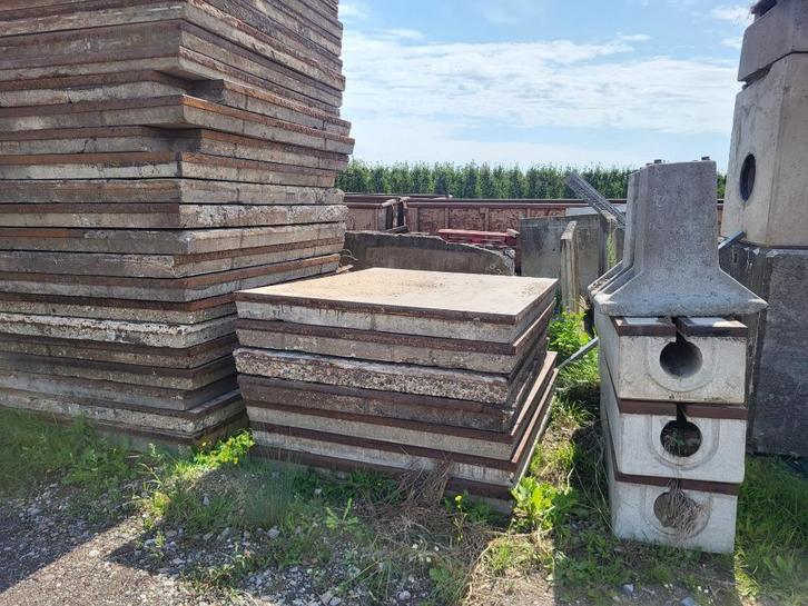 Diverse gebruikte en b-keus betonplaten, Tuin en Terras, Bielzen en Borders, Gebruikt, Overige typen, Beton, Minder dan 100 cm