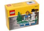 853663 LEGO Magneet met Kersttafreel -Nieuw in doos!!, Ophalen of Verzenden, Nieuw, Complete set, Lego