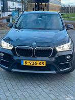 BMW X1 20I Xdrive Aut8 2016 Zwart, Auto's, BMW, Te koop, Alcantara, Geïmporteerd, 5 stoelen