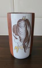 Vintage teak / Kerateak vaasje / Aalten keramiek / meisje, Antiek en Kunst, Ophalen of Verzenden