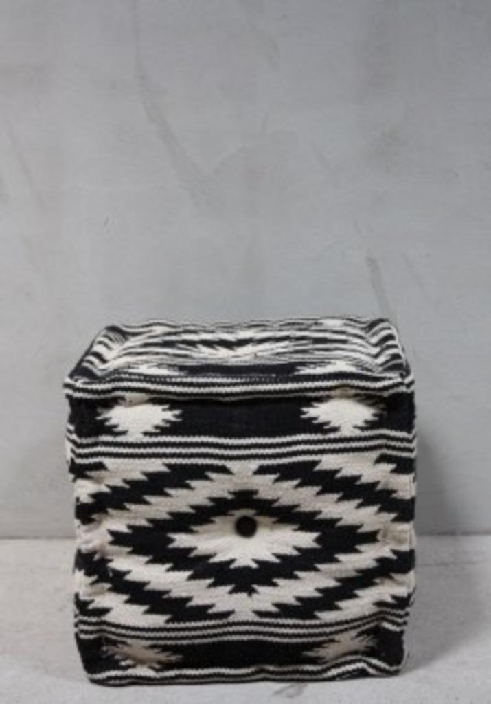 Stoere Etnische Kelim Poef Vintage Style Stoel Oosterse Kruk, Huis en Inrichting, Krukjes, Nieuw, Overige materialen, Ophalen of Verzenden
