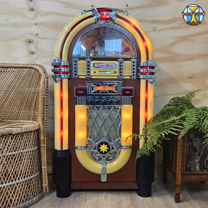 Vintage Jukebox met cd speler, cassette, radio, verlichting, Verzamelen, Automaten | Jukeboxen, Gebruikt, Overige merken, 1970 tot heden
