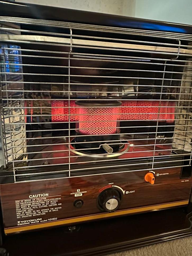 Toyokuni 101EU, Huis en Inrichting, Kachels, Zo goed als nieuw, Houtkachel, Hout, Ophalen of Verzenden