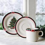 Vintage 6 Persoons Kerstservies “Oh Tannenbaum” Bischberg, Nieuw, Ophalen of Verzenden, Overige stijlen, Kop(pen) en/of Schotel(s)