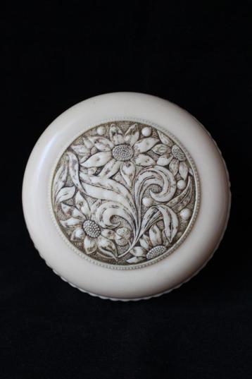 Vintage Art Deco celluloid juwelen doosje 1930-1940 beschikbaar voor biedingen
