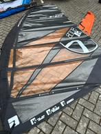 Point-7 7.2m zeil met 3 cambers, Watersport en Boten, Windsurfen, Ophalen, 7 m² of meer, Zeil, Gebruikt