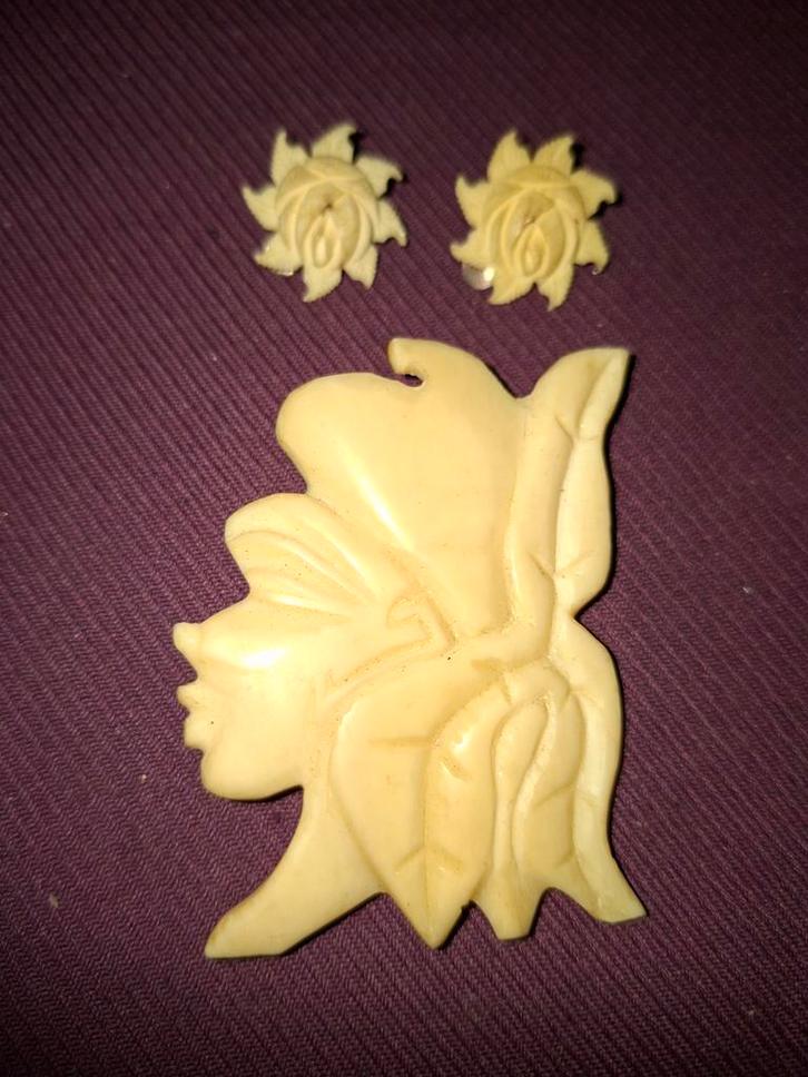 Antieke Broche met Oorbellen Set, Sieraden, Tassen en Uiterlijk, Broches, Overige materialen, Ophalen of Verzenden